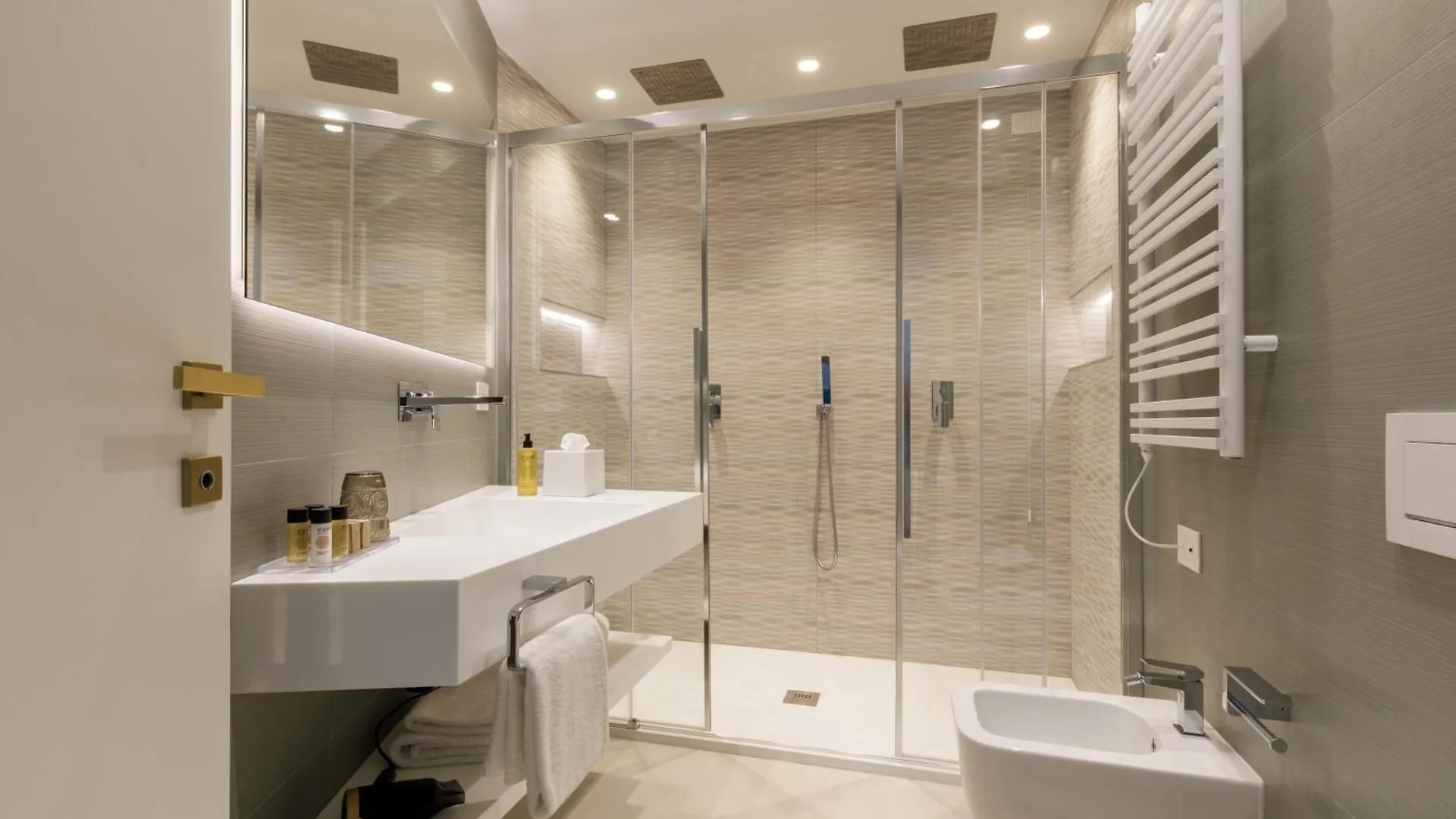 Ambasciatori Suite Hotel Sottomarina