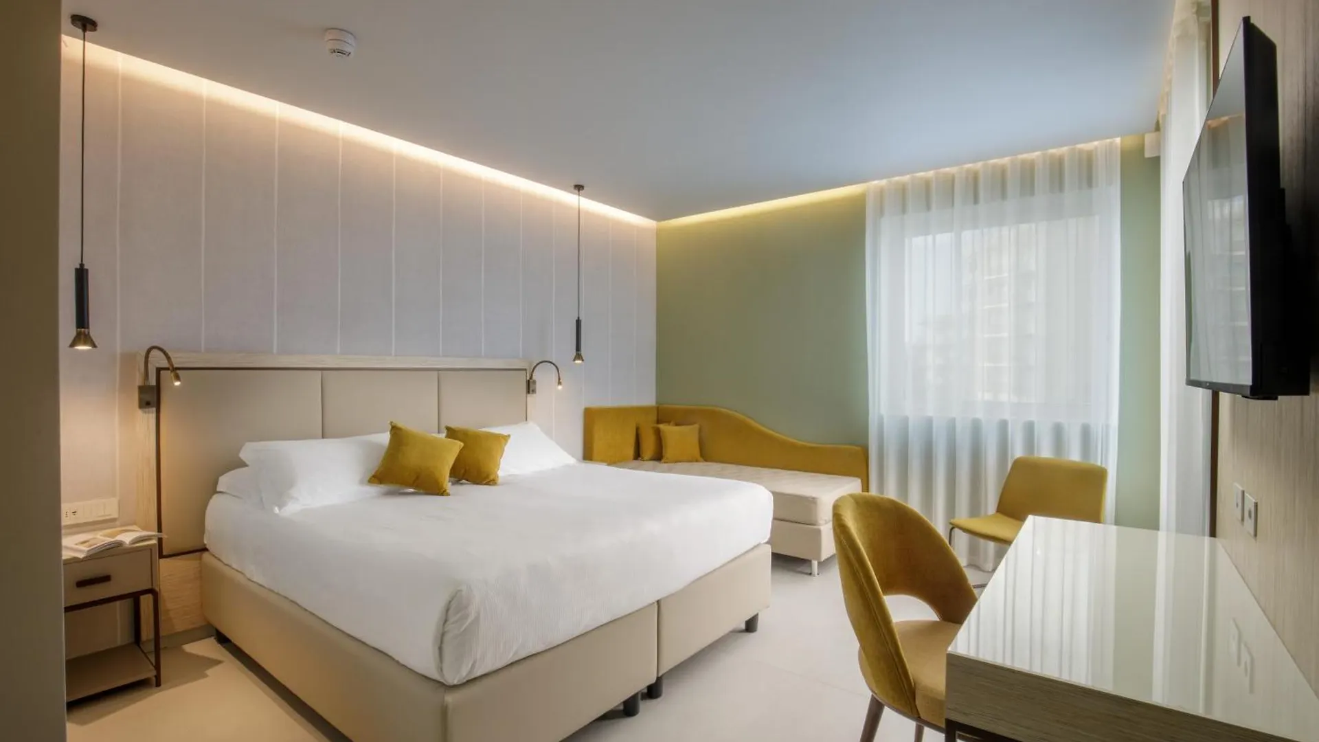 Ambasciatori Suite Hotel Sottomarina 3*,  Italia