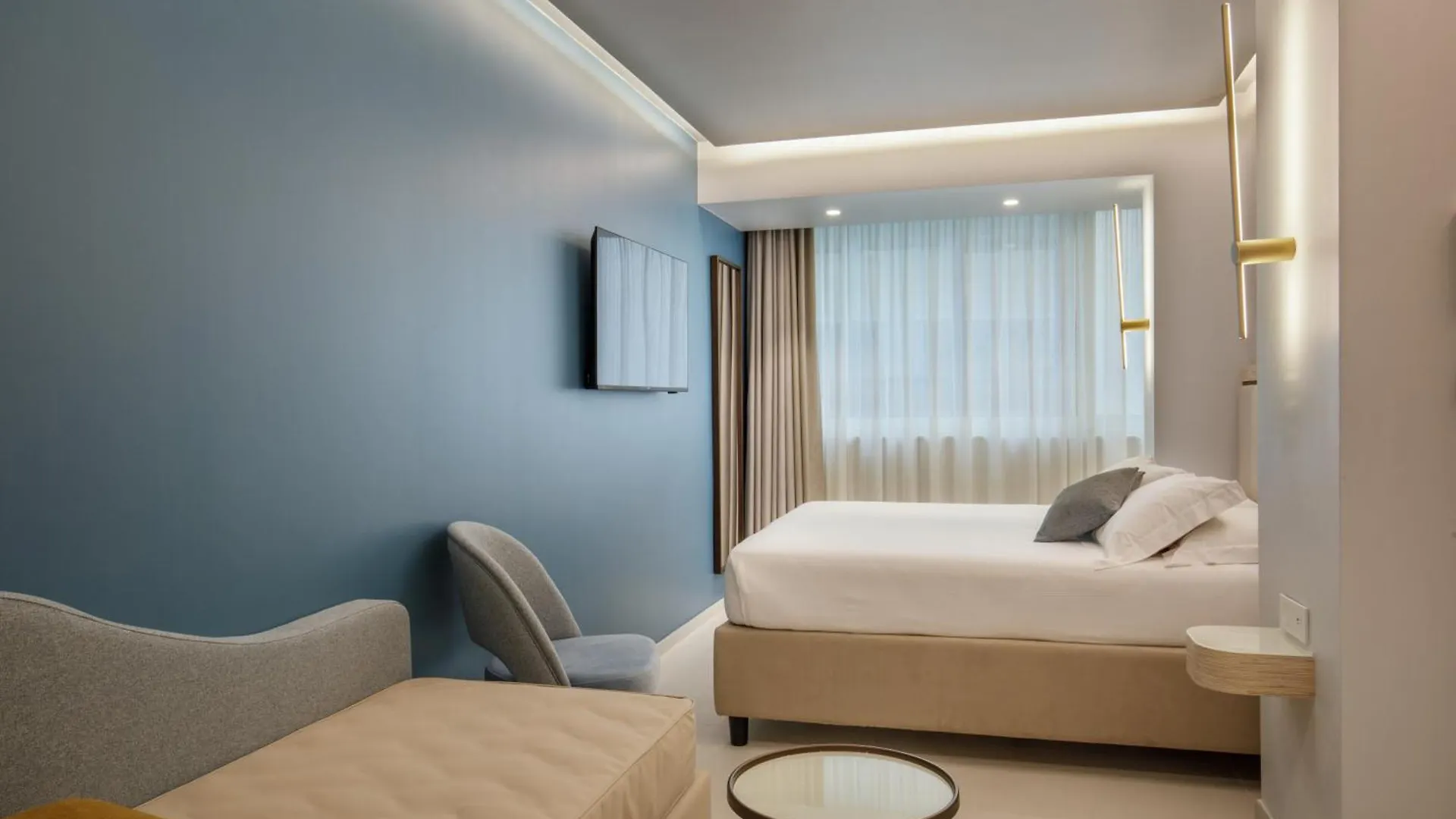 Ambasciatori Suite Hotel Sottomarina 3*,